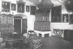 miestnosť v strednom hrade s renesančnou pecou začiatkom 20. storočia